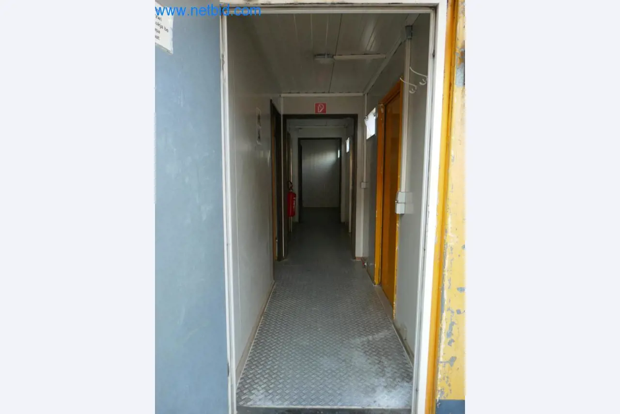 Máquinas e equipamentos técnicos do sector agroalimentar em bom estado de conservação-4