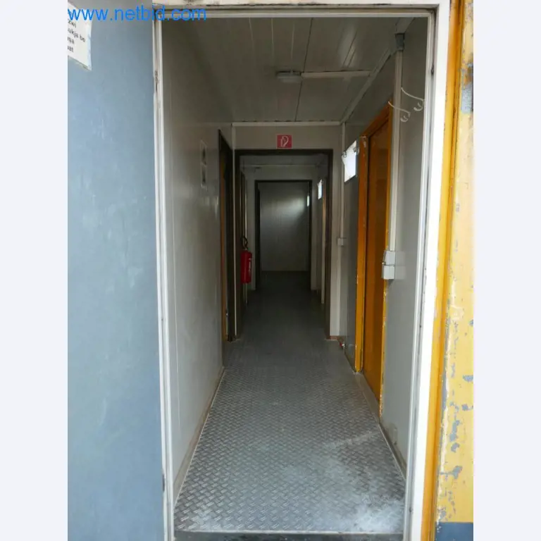 Máquinas e equipamentos técnicos do sector agroalimentar em bom estado de conservação-4