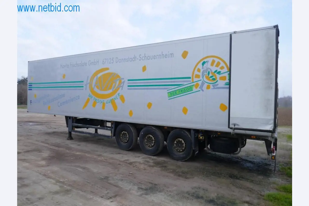 Máquinas e equipamentos técnicos do sector agroalimentar em bom estado de conservação-11