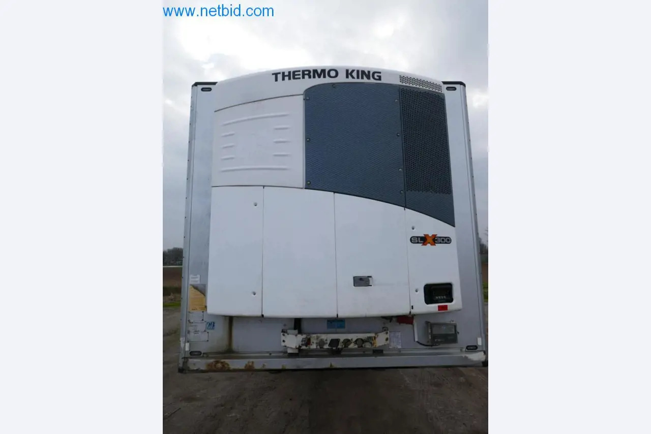 Máquinas e equipamentos técnicos do sector agroalimentar em bom estado de conservação-13