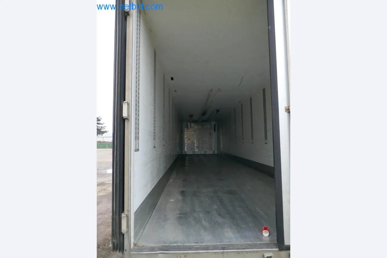 Máquinas e equipamentos técnicos do sector agroalimentar em bom estado de conservação-5