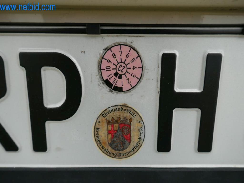 Máquinas y equipos técnicos del sector alimentario en buen estado de conservación-8