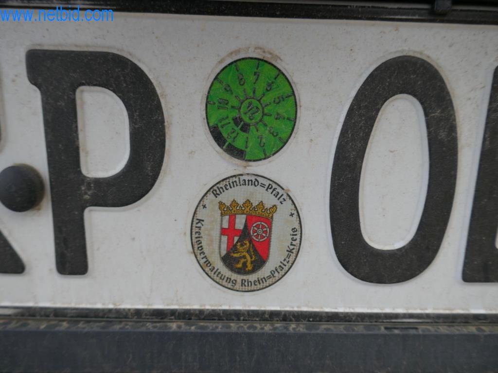 Máquinas y equipos técnicos del sector alimentario en buen estado de conservación-9