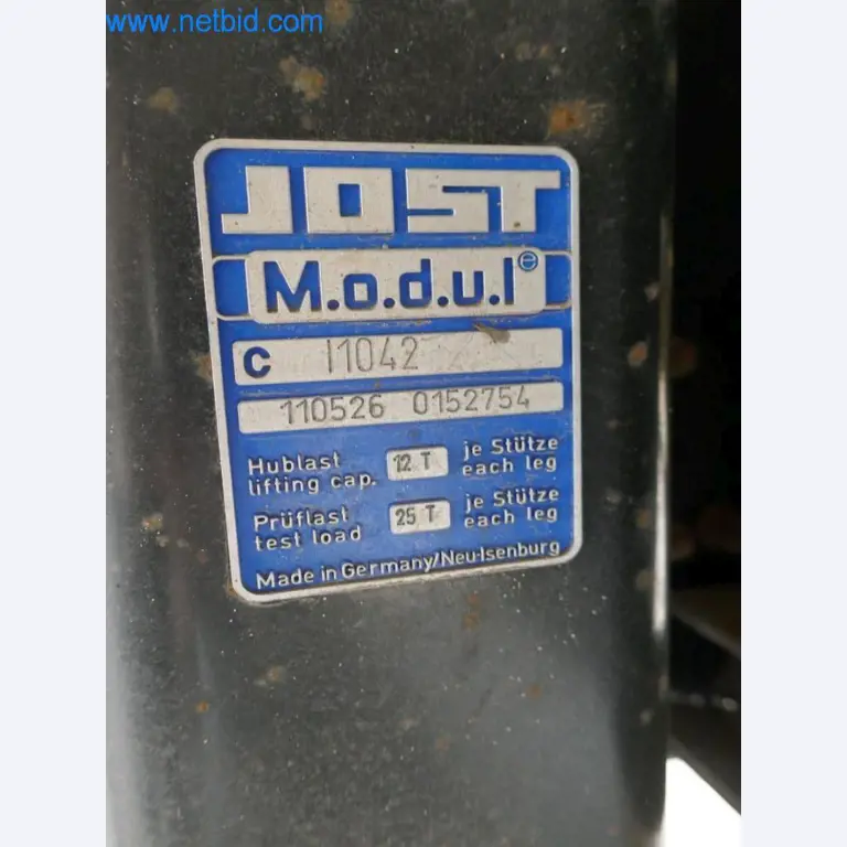 Máquinas e equipamentos técnicos do sector agroalimentar em bom estado de conservação-11