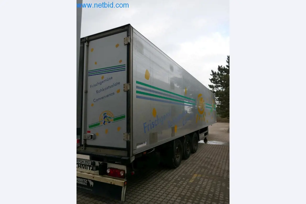 Máquinas e equipamentos técnicos do sector agroalimentar em bom estado de conservação-13