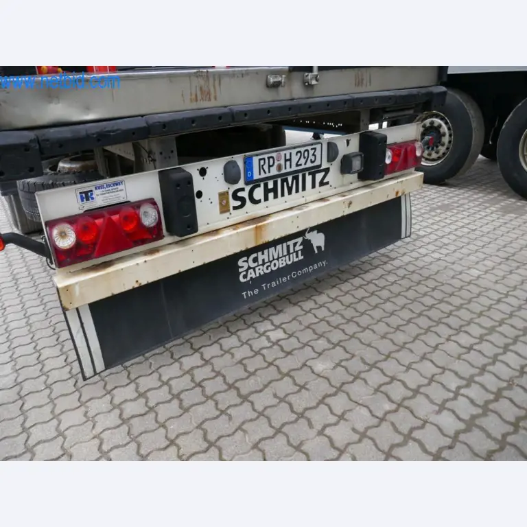 Máquinas e equipamentos técnicos do sector agroalimentar em bom estado de conservação-15