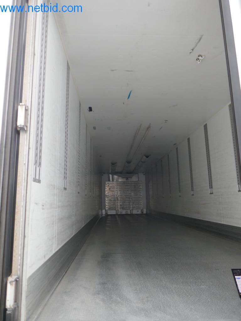 Máquinas y equipos técnicos del sector alimentario en buen estado de conservación-16