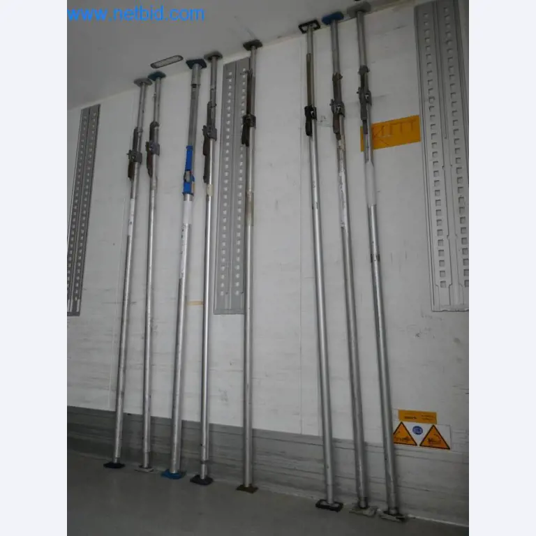 Máquinas e equipamentos técnicos do sector agroalimentar em bom estado de conservação-17