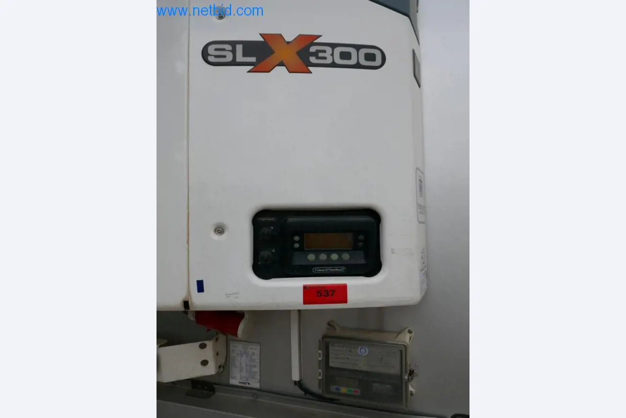 Máquinas e equipamentos técnicos do sector agroalimentar em bom estado de conservação-3