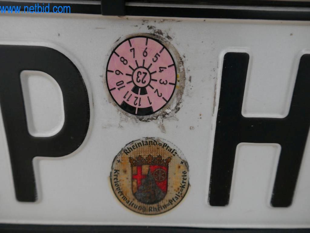 Máquinas y equipos técnicos del sector alimentario en buen estado de conservación-9