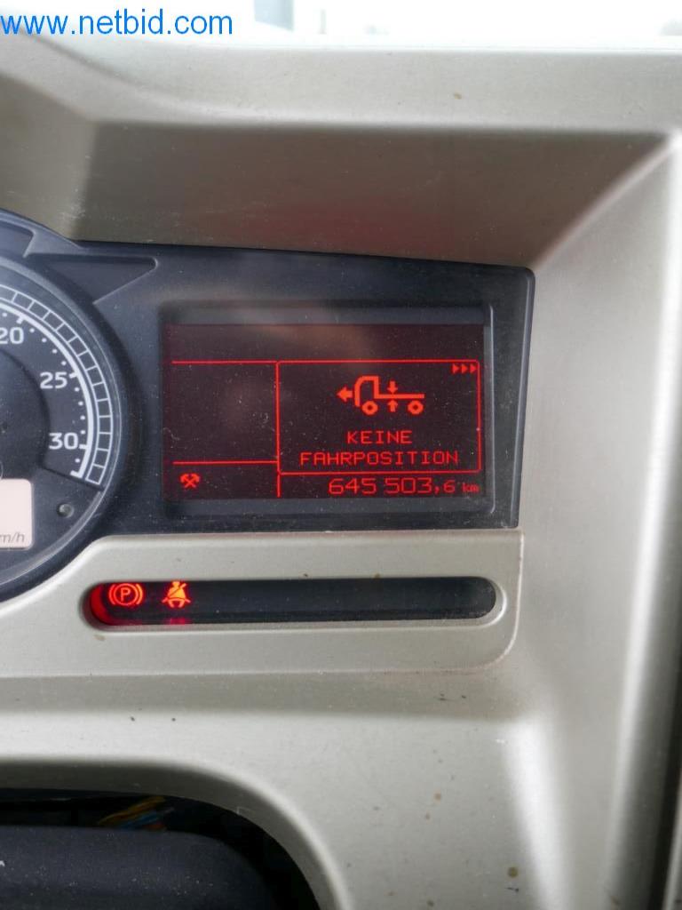 Máquinas y equipos técnicos del sector alimentario en buen estado de conservación-15