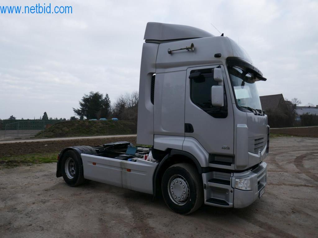 Máquinas y equipos técnicos del sector alimentario en buen estado de conservación-2