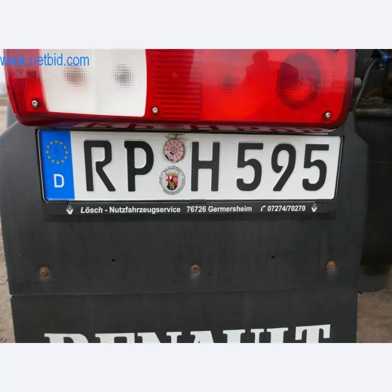 Máquinas e equipamentos técnicos do sector agroalimentar em bom estado de conservação-7