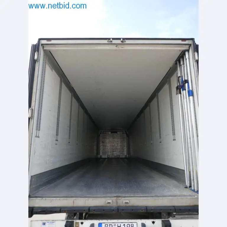 Máquinas e equipamentos técnicos do sector agroalimentar em bom estado de conservação-10