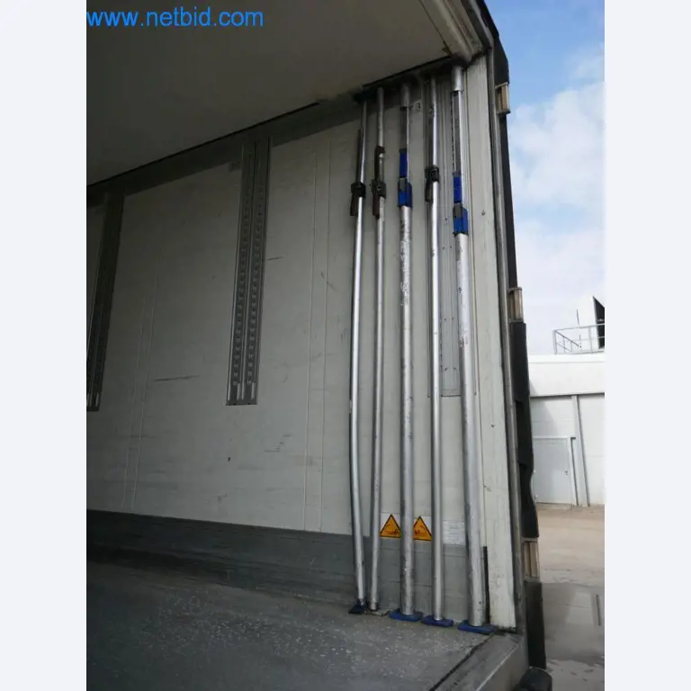 Máquinas e equipamentos técnicos do sector agroalimentar em bom estado de conservação-11