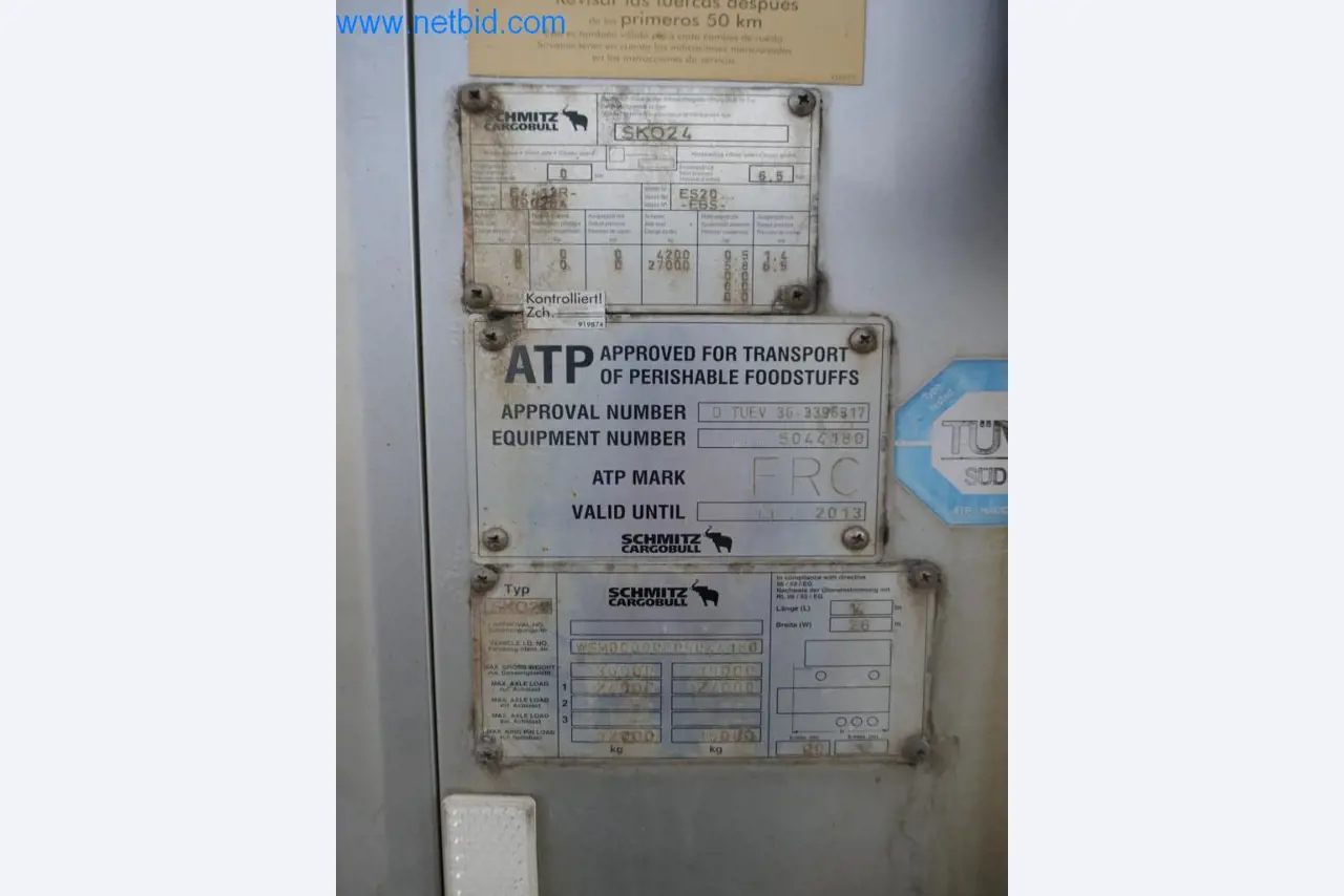 Máquinas e equipamentos técnicos do sector agroalimentar em bom estado de conservação-15