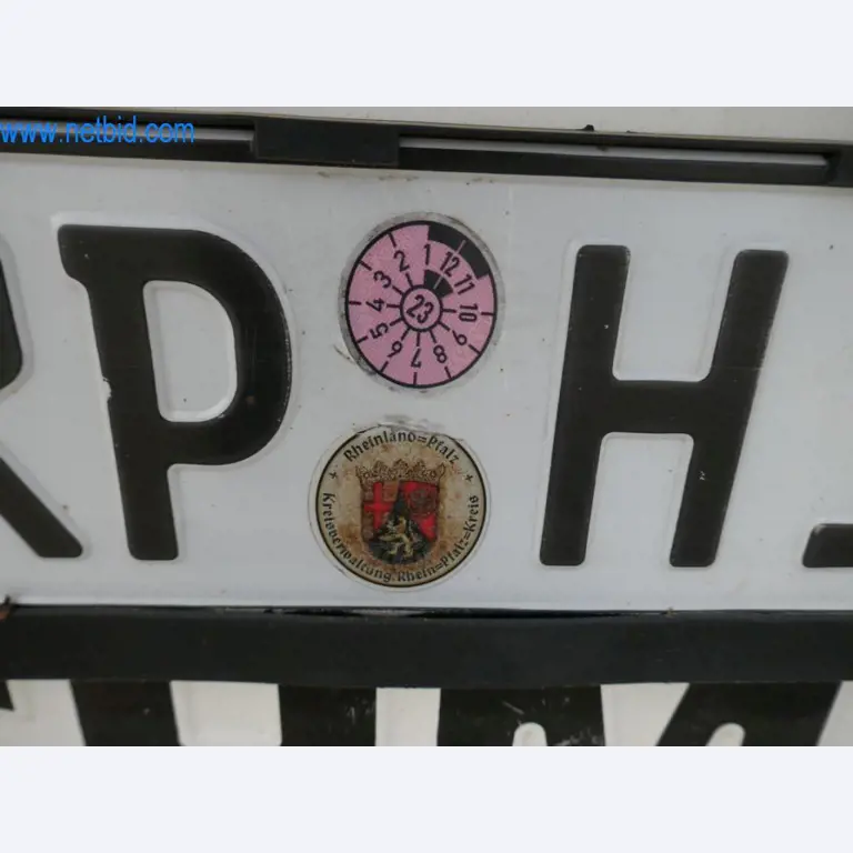 Máquinas e equipamentos técnicos do sector agroalimentar em bom estado de conservação-7