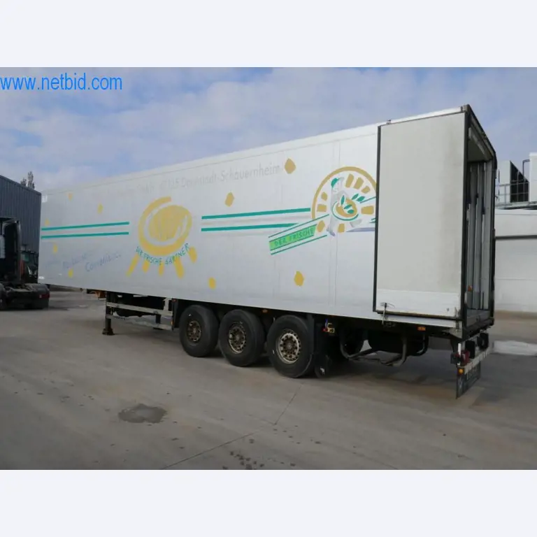 Máquinas e equipamentos técnicos do sector agroalimentar em bom estado de conservação-9