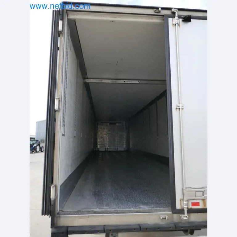 Máquinas e equipamentos técnicos do sector agroalimentar em bom estado de conservação-11