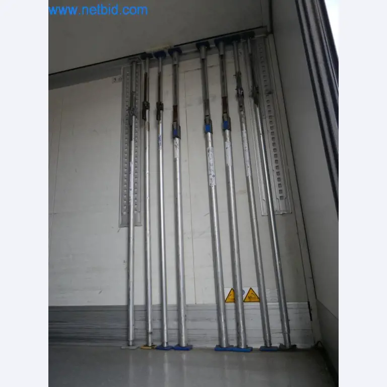 Máquinas e equipamentos técnicos do sector agroalimentar em bom estado de conservação-12