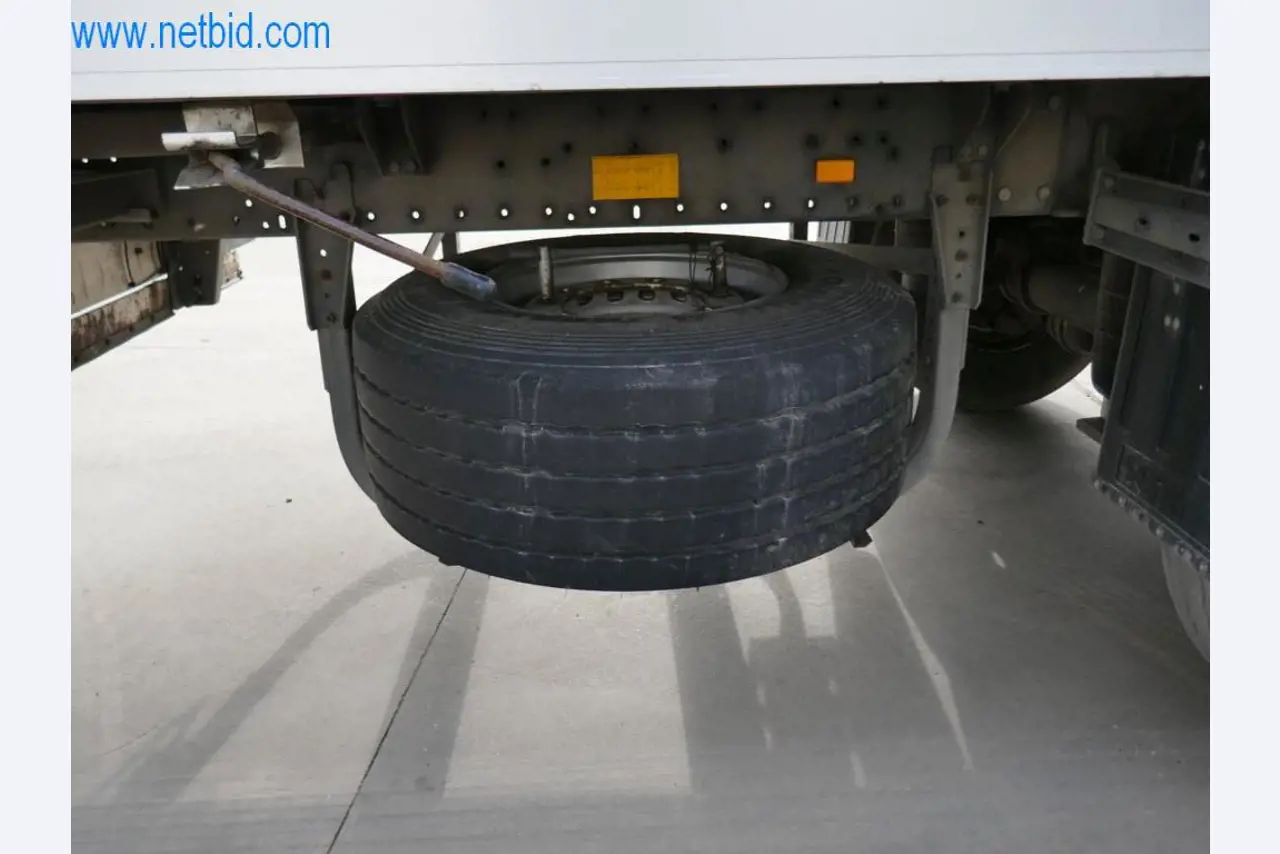 Máquinas e equipamentos técnicos do sector agroalimentar em bom estado de conservação-14