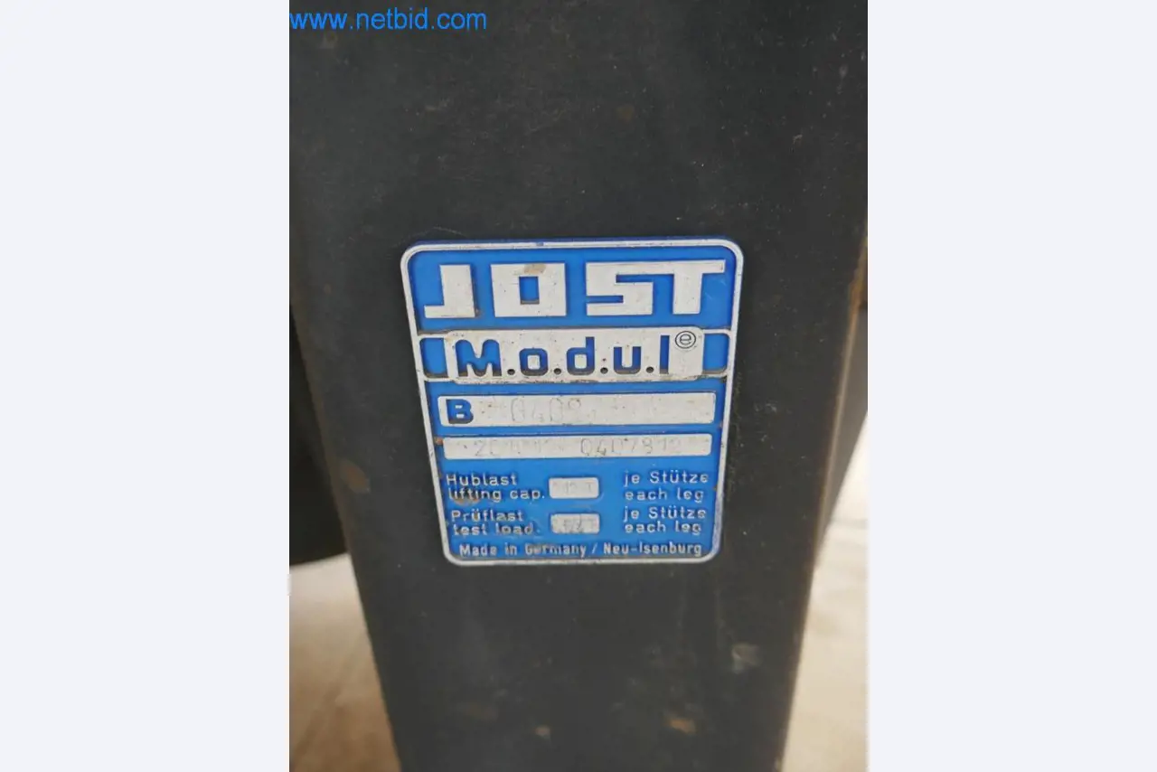 Máquinas e equipamentos técnicos do sector agroalimentar em bom estado de conservação-16