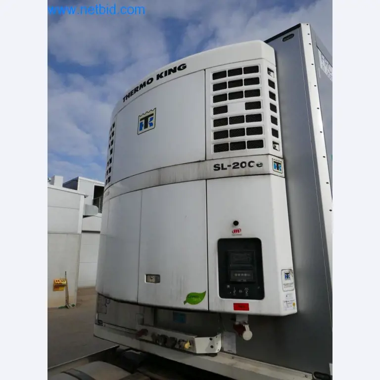 Máquinas e equipamentos técnicos do sector agroalimentar em bom estado de conservação-4