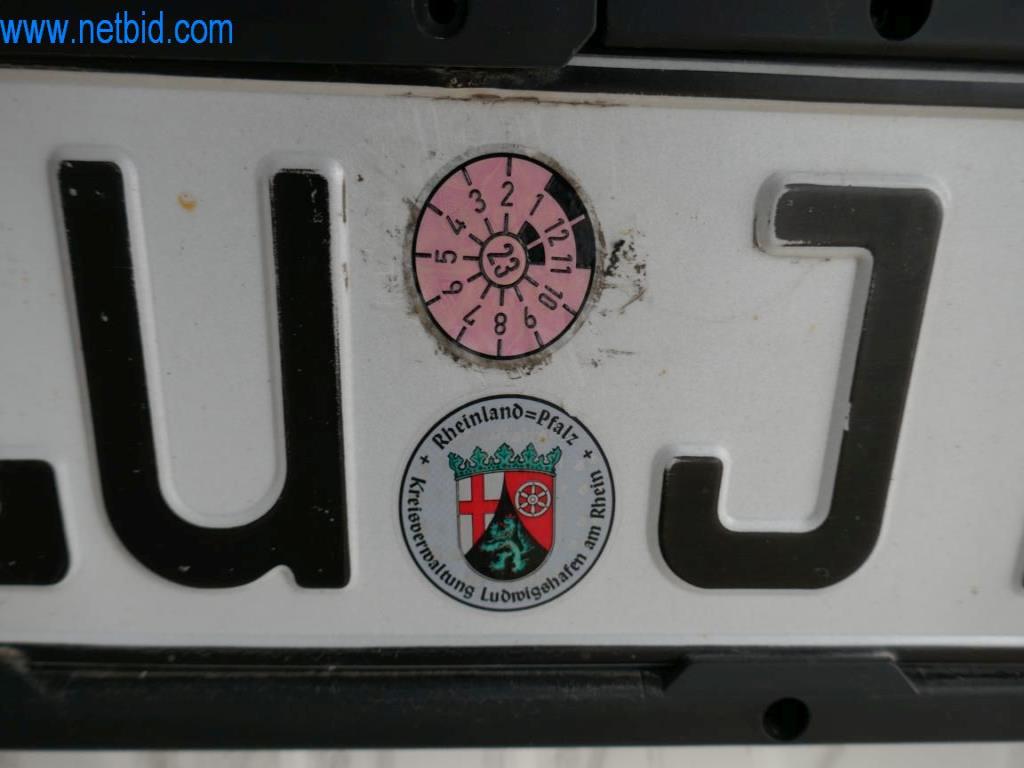 Máquinas y equipos técnicos del sector alimentario en buen estado de conservación-10