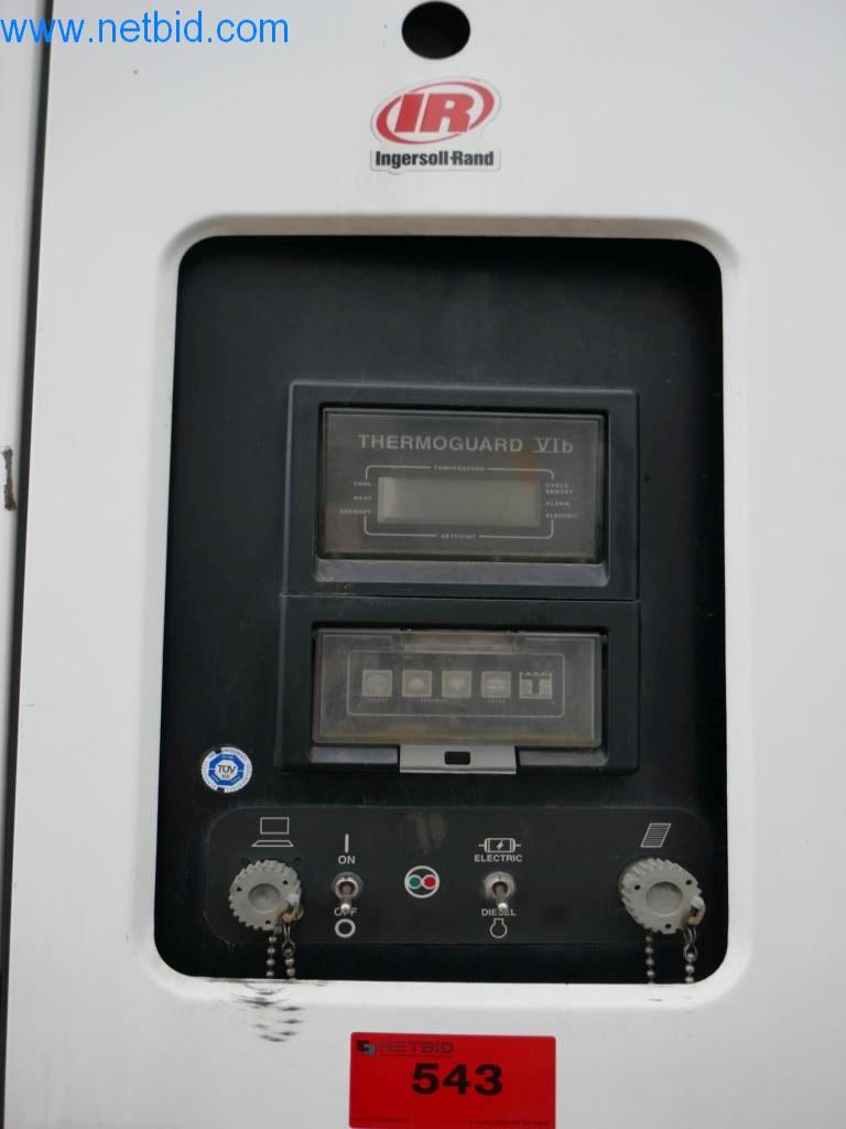 Máquinas y equipos técnicos del sector alimentario en buen estado de conservación-7