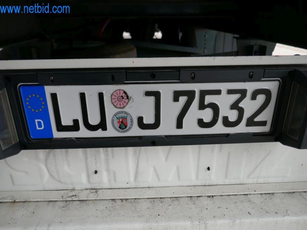 Máquinas y equipos técnicos del sector alimentario en buen estado de conservación-9