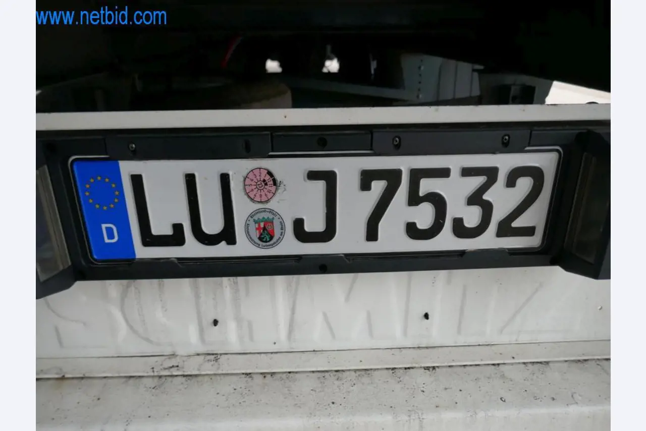 Dobro vzdrževani stroji in tehnična oprema iz živilskopredelovalnega sektorja-9