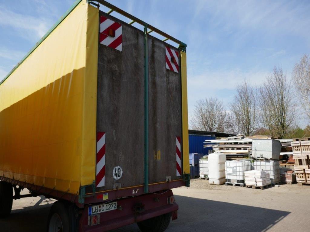 Máquinas y equipos técnicos del sector alimentario en buen estado de conservación-2