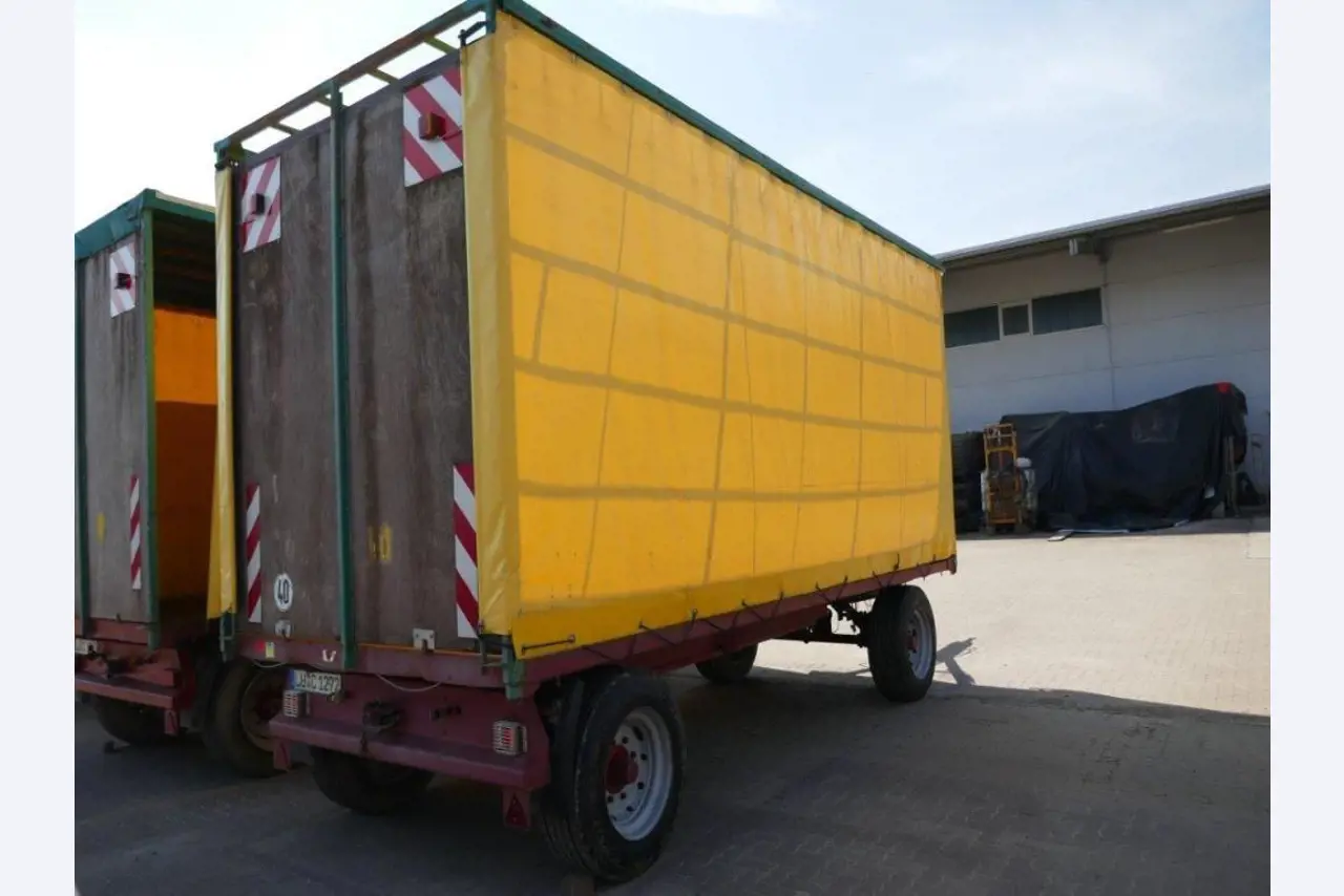 Máquinas e equipamentos técnicos do sector agroalimentar em bom estado de conservação-3