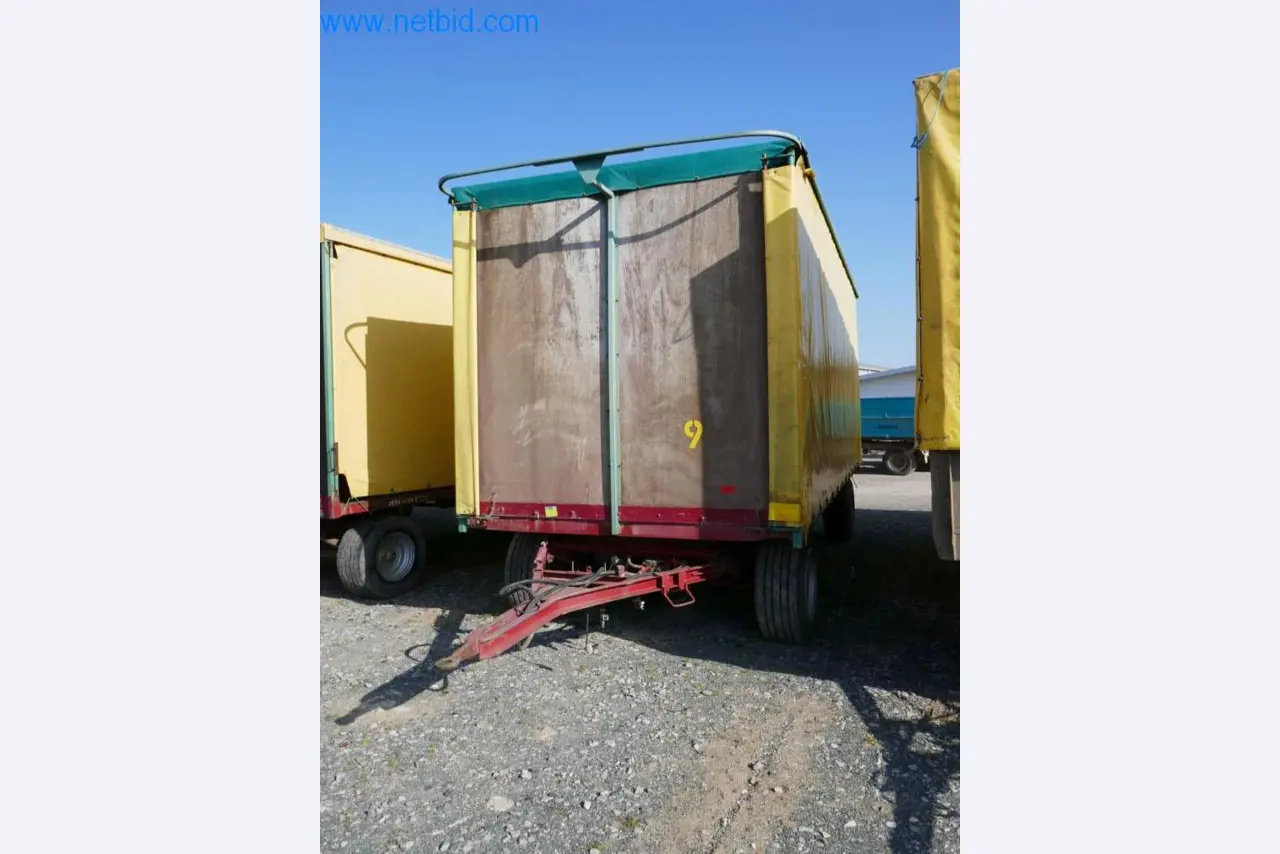 Máquinas e equipamentos técnicos do sector agroalimentar em bom estado de conservação-1