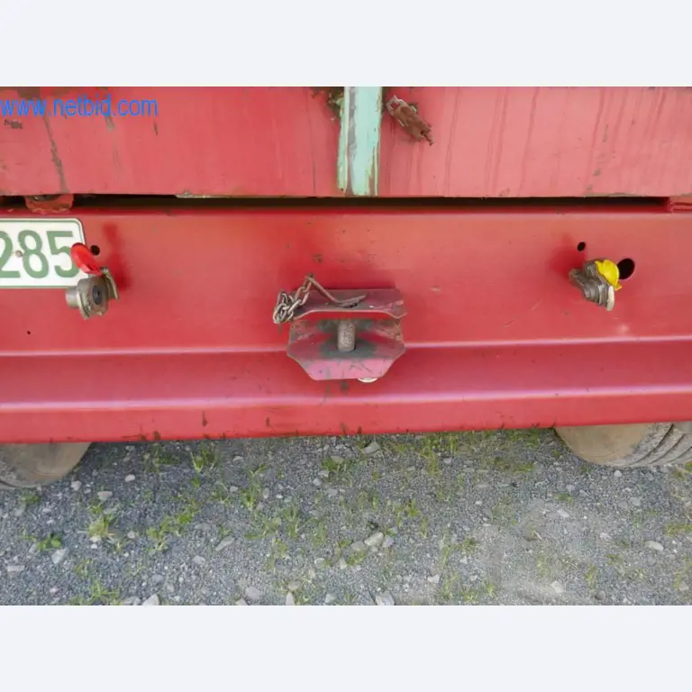 Máquinas e equipamentos técnicos do sector agroalimentar em bom estado de conservação-5