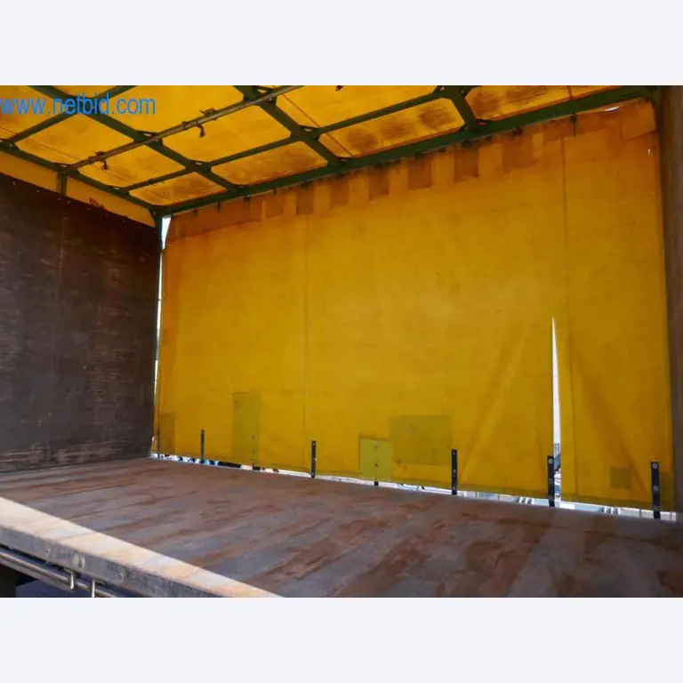 Máquinas e equipamentos técnicos do sector agroalimentar em bom estado de conservação-6