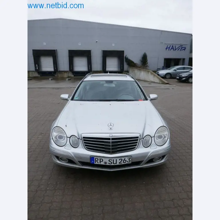 Máquinas e equipamentos técnicos do sector agroalimentar em bom estado de conservação-12