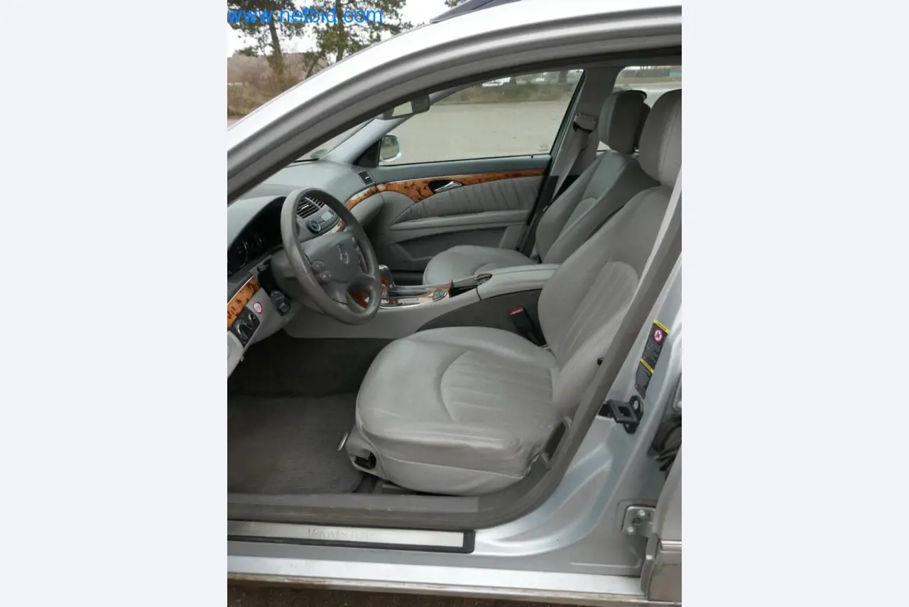 Máquinas e equipamentos técnicos do sector agroalimentar em bom estado de conservação-14