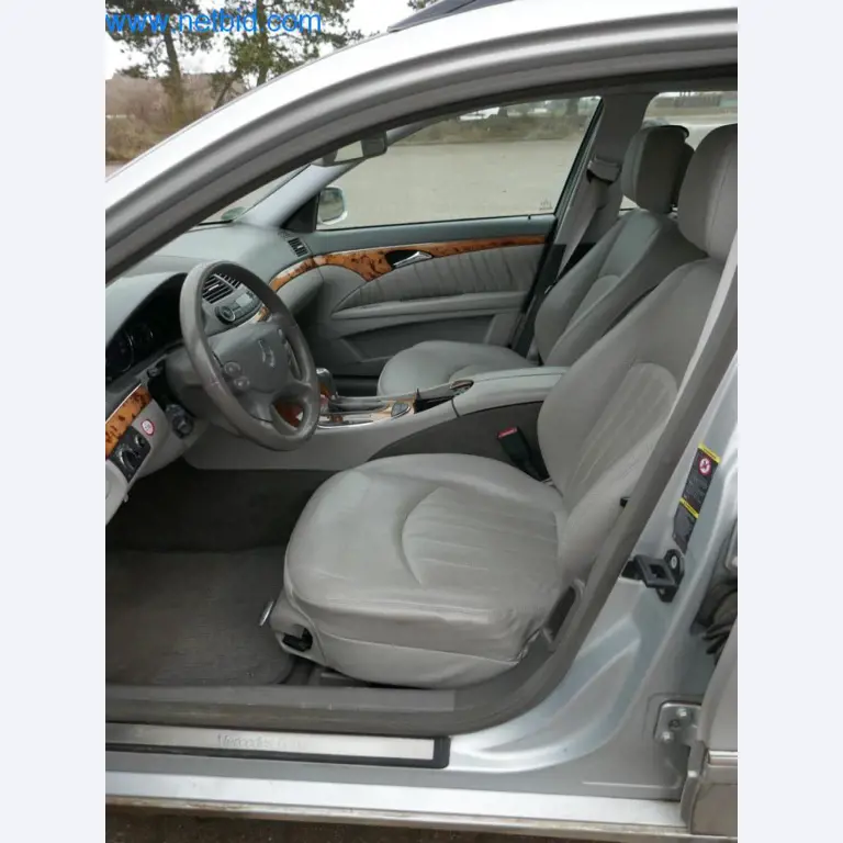 Máquinas e equipamentos técnicos do sector agroalimentar em bom estado de conservação-14