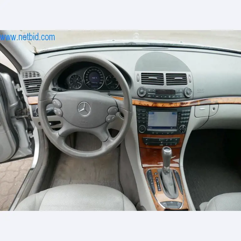 Máquinas e equipamentos técnicos do sector agroalimentar em bom estado de conservação-15