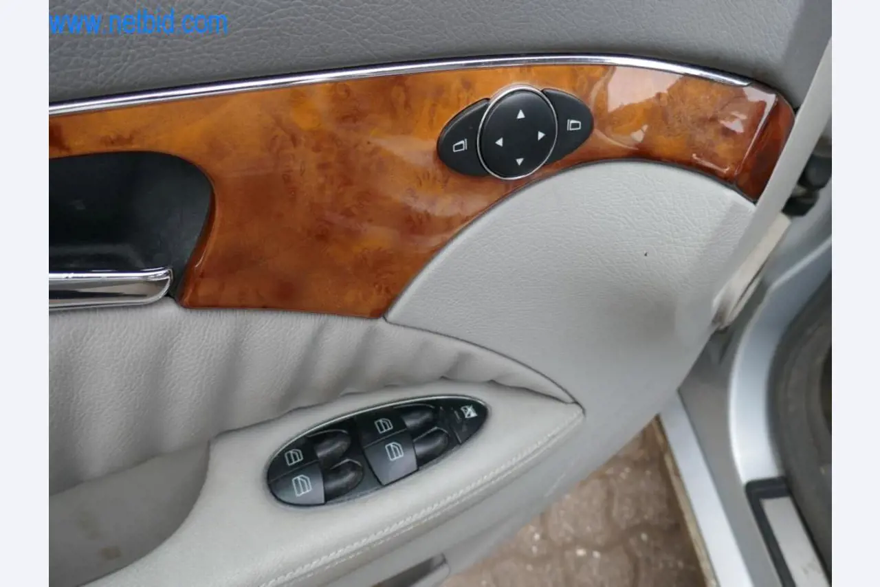 Máquinas e equipamentos técnicos do sector agroalimentar em bom estado de conservação-3