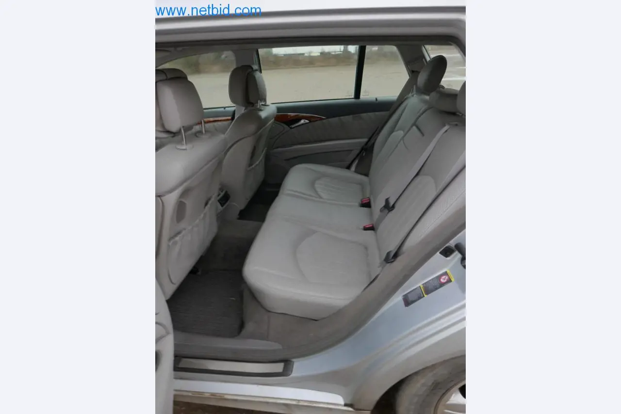 Máquinas e equipamentos técnicos do sector agroalimentar em bom estado de conservação-4