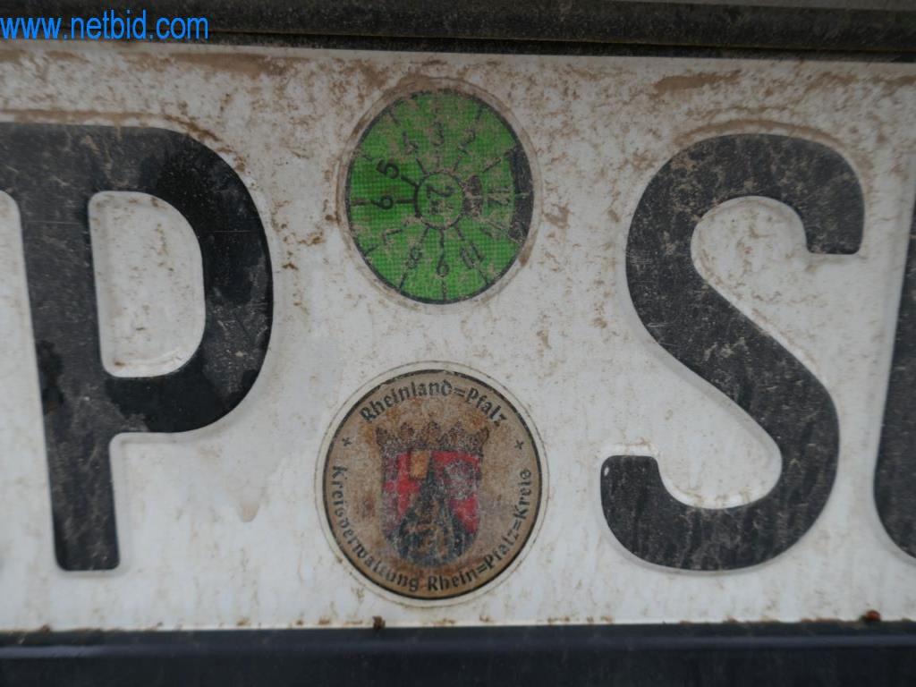 Máquinas y equipos técnicos del sector alimentario en buen estado de conservación-8