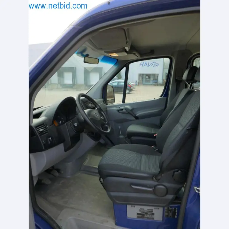 Máquinas e equipamentos técnicos do sector agroalimentar em bom estado de conservação-15