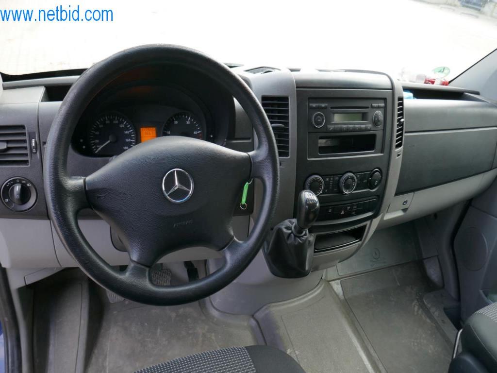 Máquinas y equipos técnicos del sector alimentario en buen estado de conservación-16