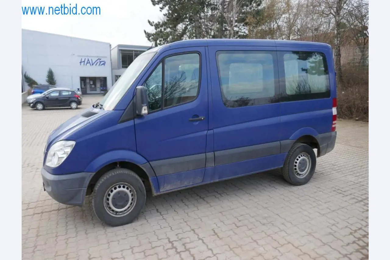 Máquinas e equipamentos técnicos do sector agroalimentar em bom estado de conservação-1