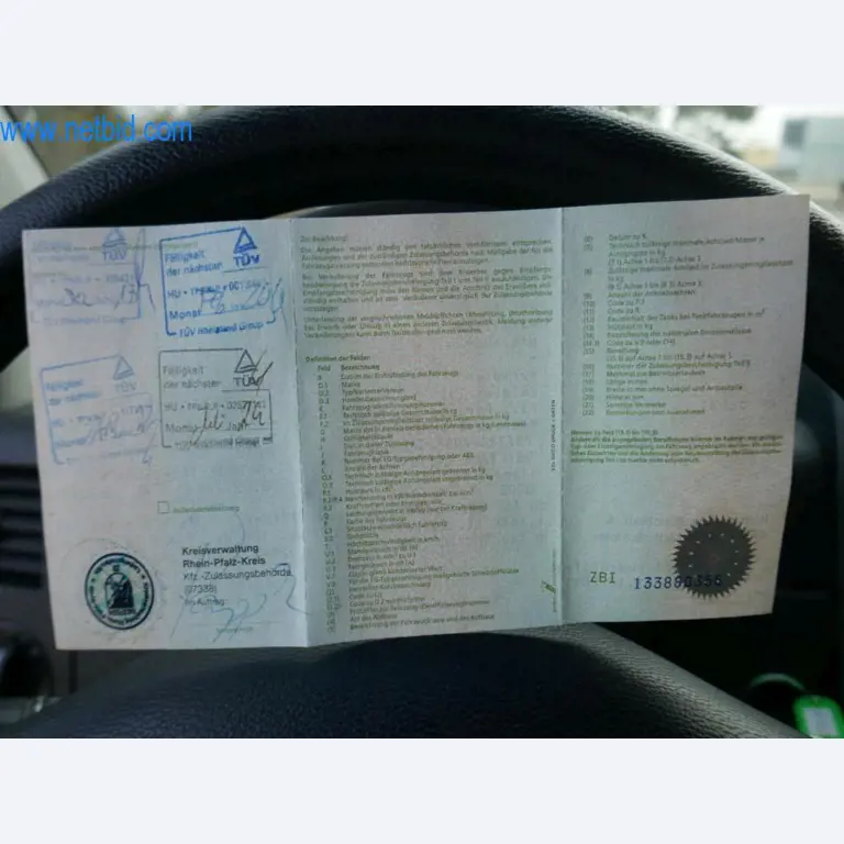 Máquinas e equipamentos técnicos do sector agroalimentar em bom estado de conservação-8