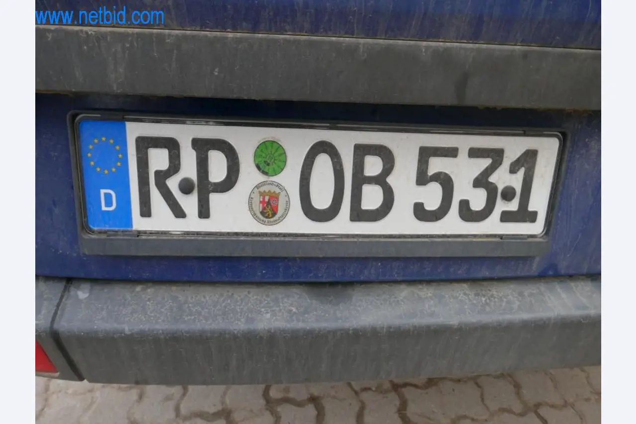 Máquinas e equipamentos técnicos do sector agroalimentar em bom estado de conservação-9