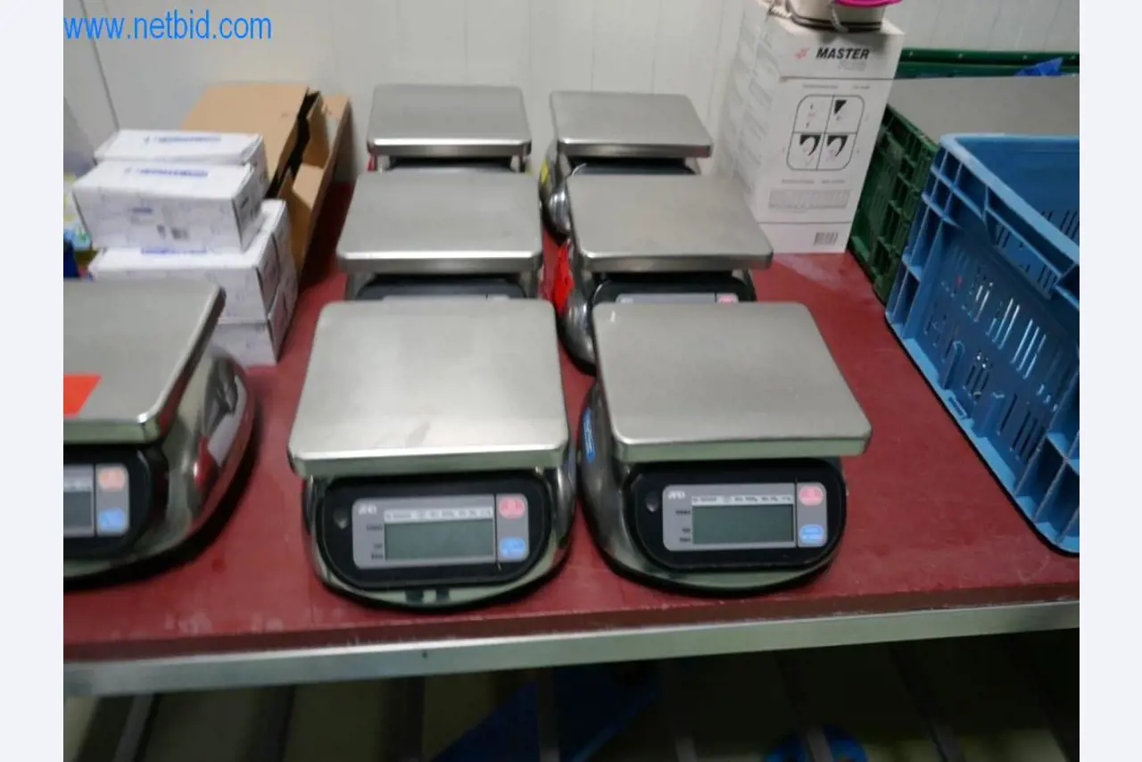 Máquinas e equipamentos técnicos do sector agroalimentar em bom estado de conservação-1