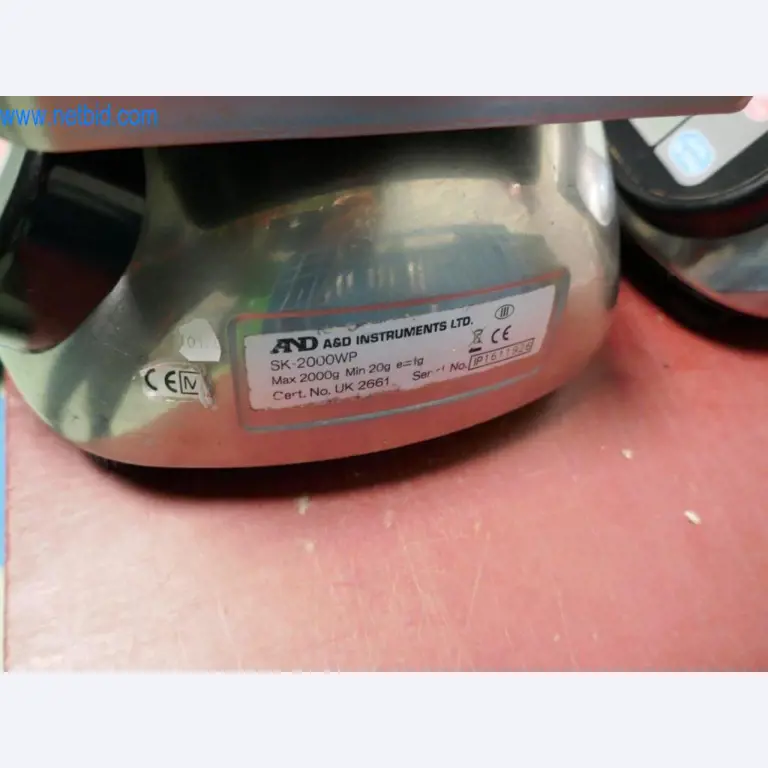 Máquinas e equipamentos técnicos do sector agroalimentar em bom estado de conservação-3